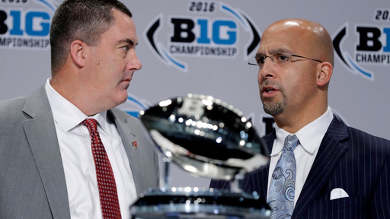 Wisconsin, Penn St. try to focus on title game - not playoff
